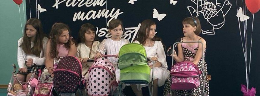 DZIEŃ MAMY I TATY